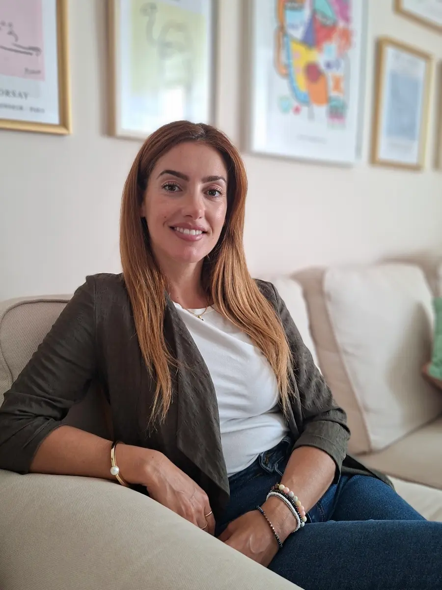 Retrato profesional de Leticia Galeón, psicóloga
